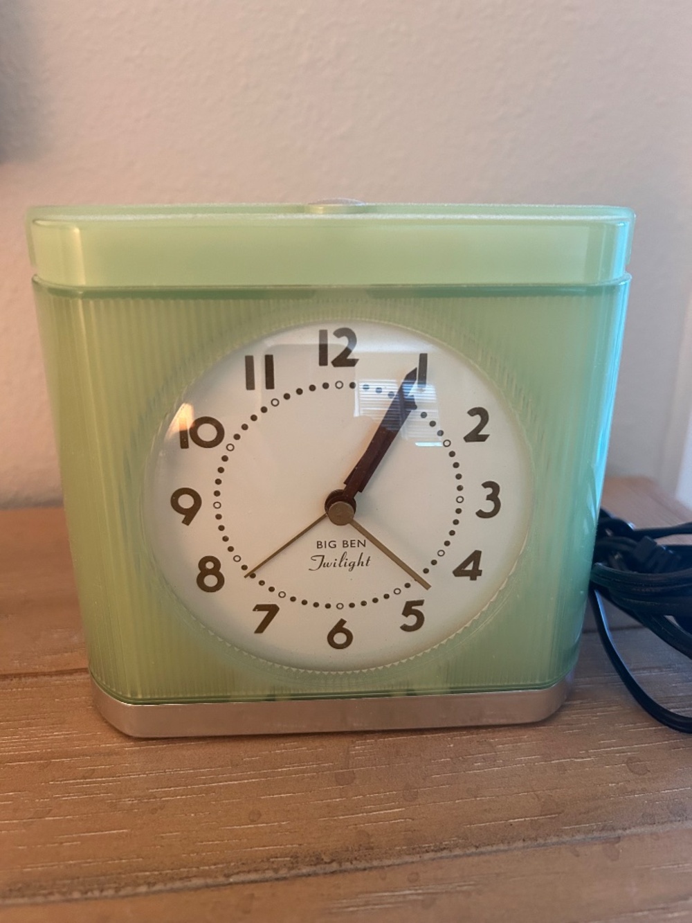 BIG BEN "Twilight" Reproduction Alarm Clock Westclox Celedon Green